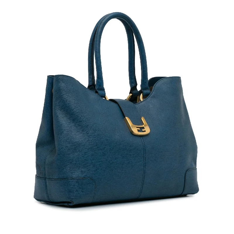 Fendi Chameleon Shopper Tote (SHG-MyDOZD)