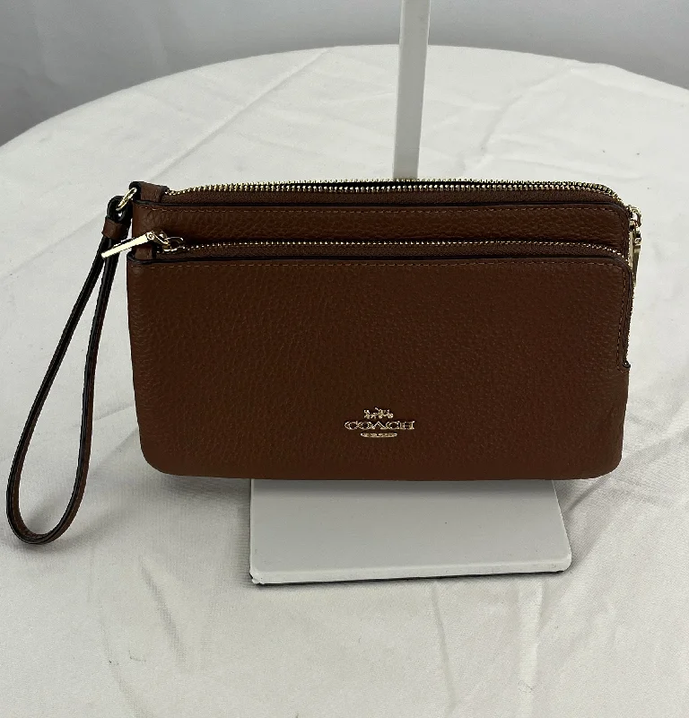 Coach Women's Brown Pebbled Leather Double Zip Clutch Wallet