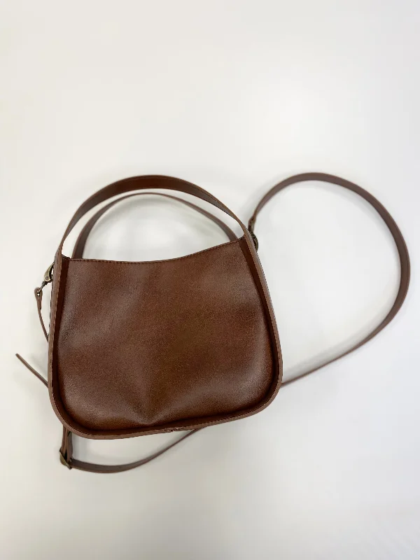 Elizabeth Handbag in Tan from Novacas