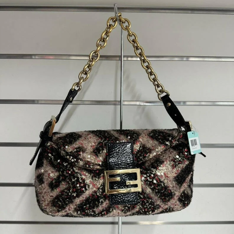 Fendi Chain Shoulder Bag